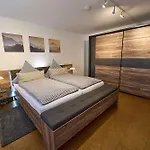 Alpaka - & Neukaemper Apartament *