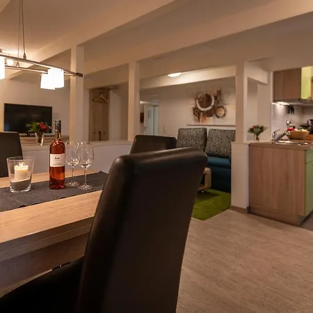 Alpaka -&ferienhof Neukämper *