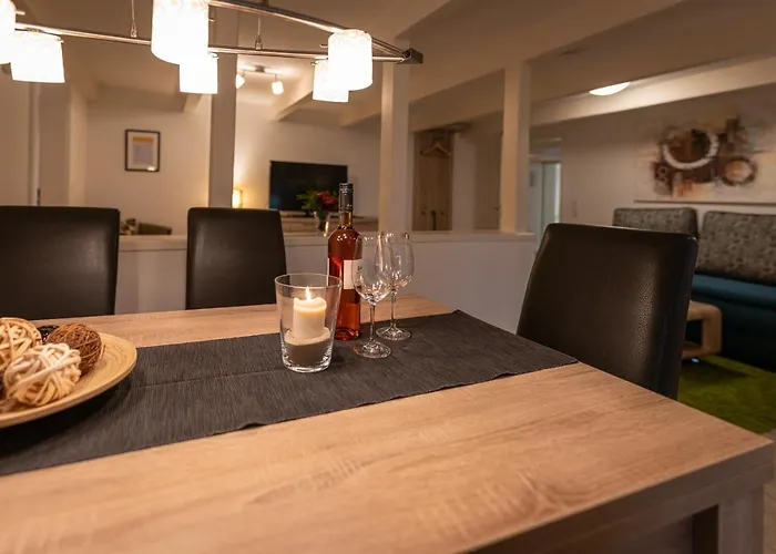 Alpaka - & Neukaemper 아파트 *